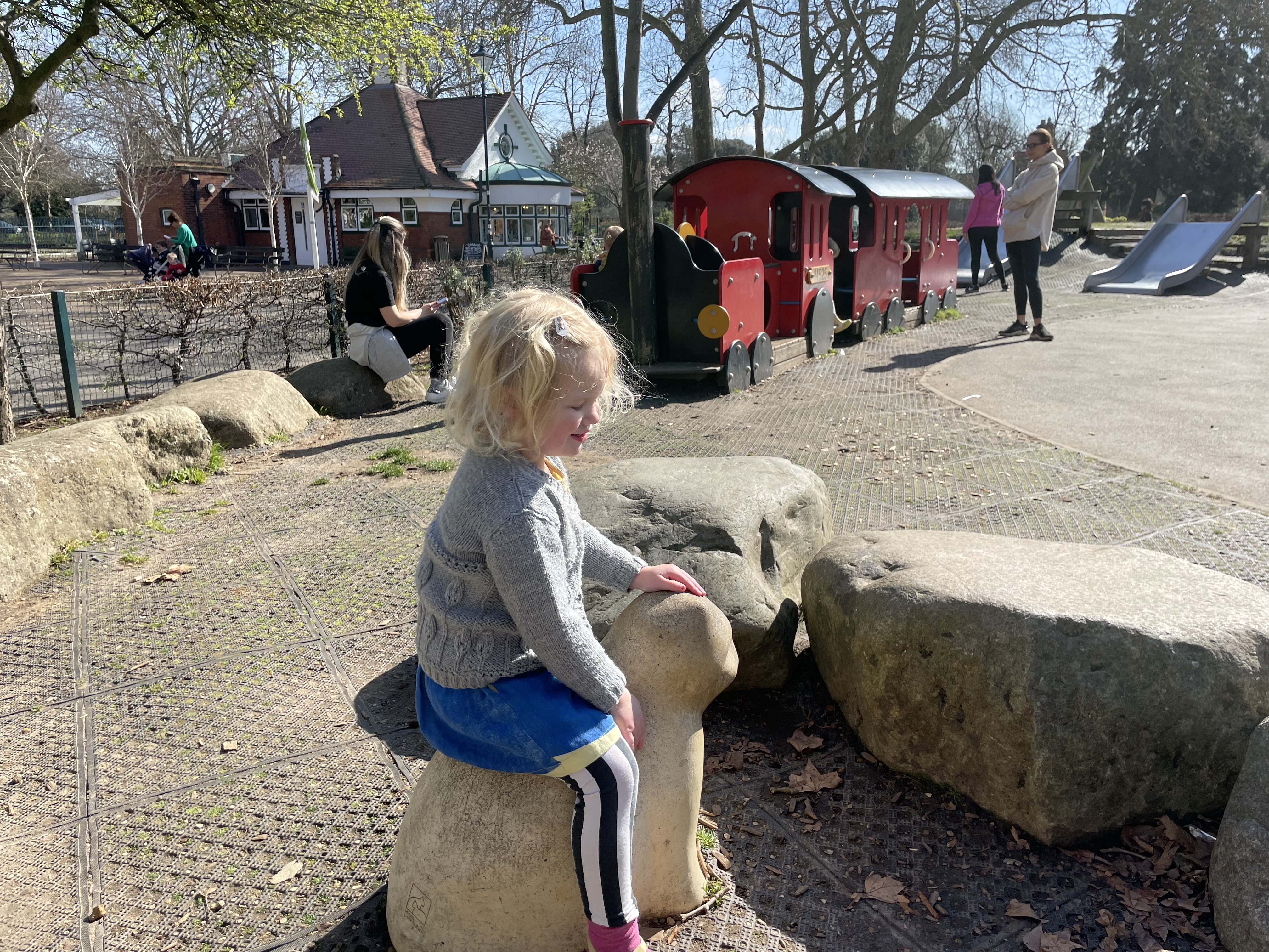 Bishops Park ©Bablands.London