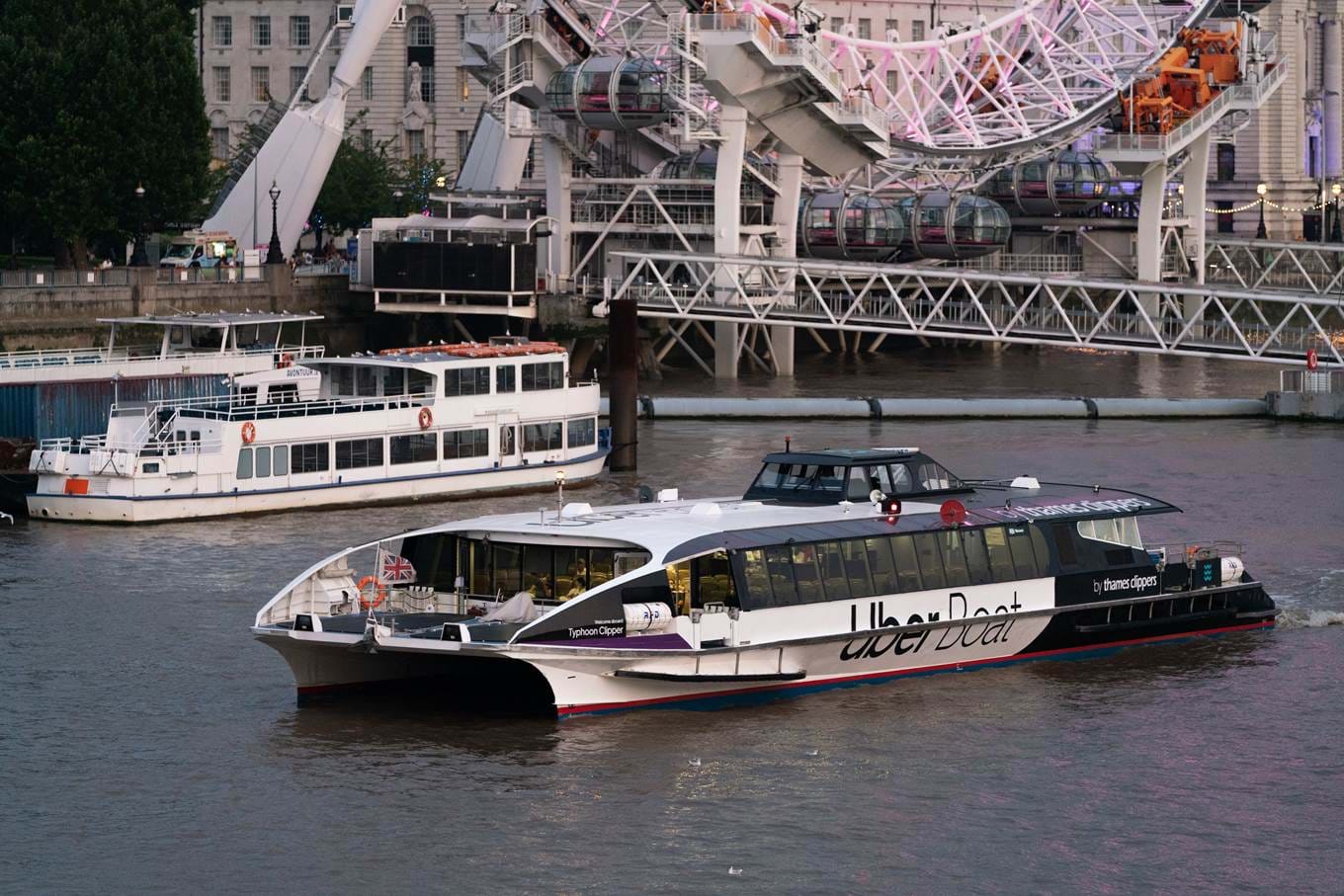 Typhoon Clipper London Eye