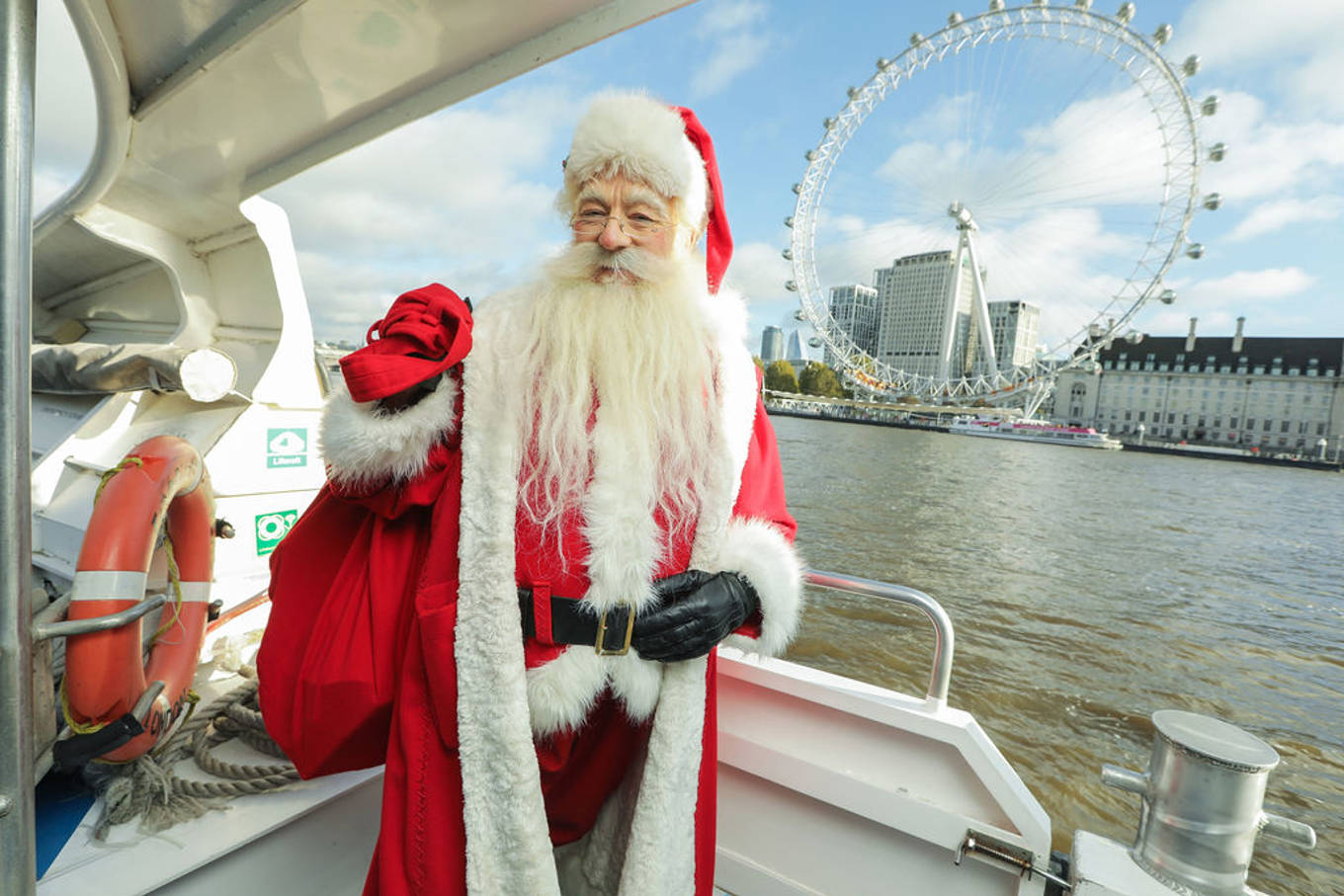 Santa Claus and the London Eye