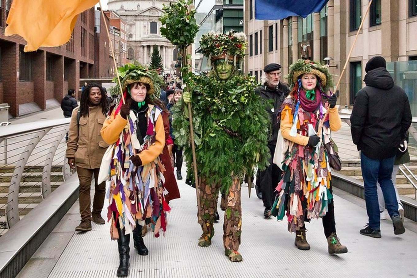 49360818251 5B81c307a5 C