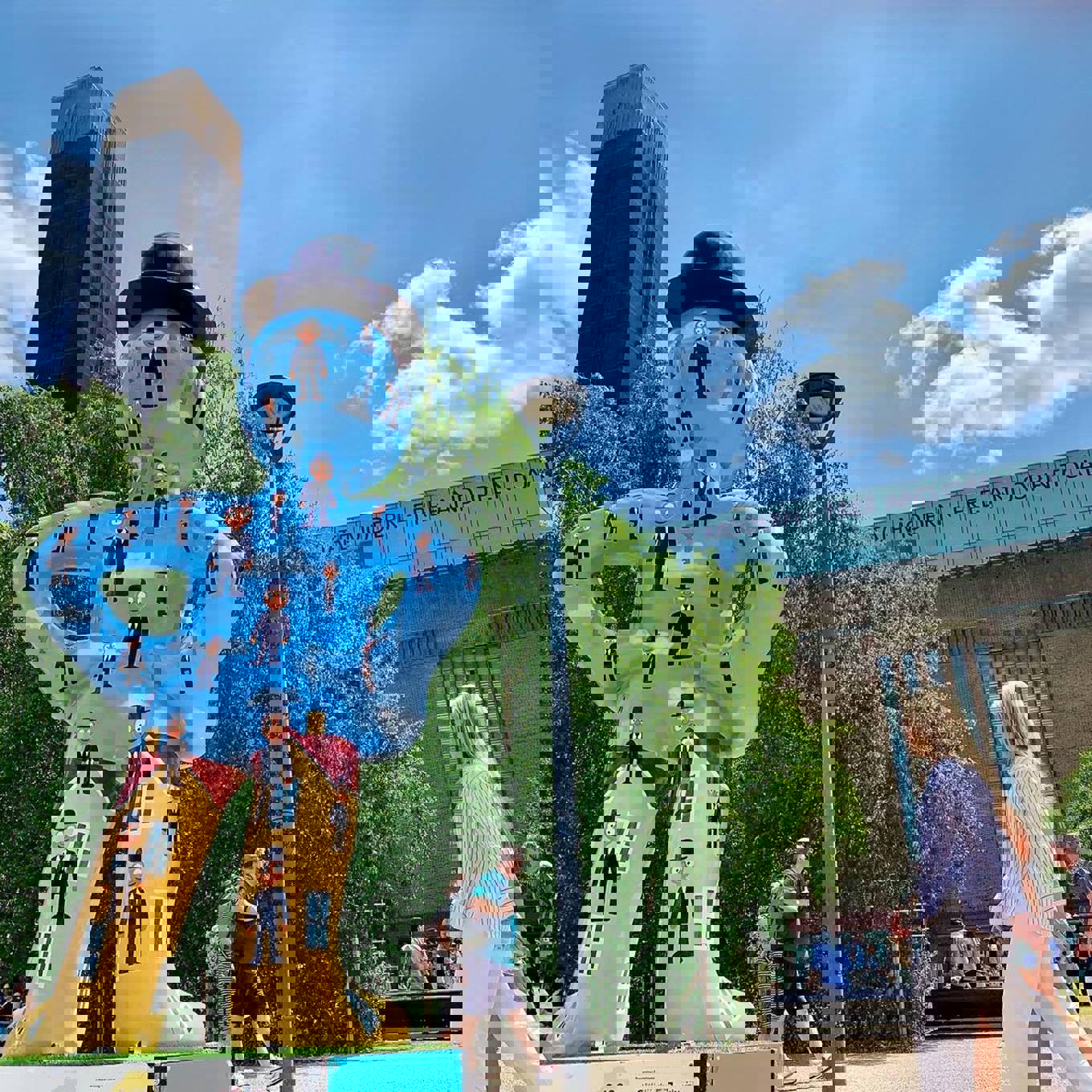 355210164 1298242857794880 3273553236440975533 N